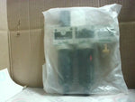  Numatics M22-04VFCXX Flexiblok Regulator w/Gauge Factory Sealed Image