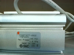  SMC CDQ2F32TF-25DZ-M9PSDPC Compact Cyulinder 145psi Image