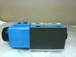  Vickers DG4V-3S-2A-M-U-B5-60 Directional Control Valve Image