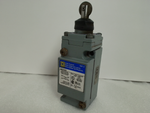  Square D 9007C54D SER A  Limit Switch Image