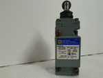  Square D 9007C54D SER A  Limit Switch Image
