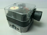  Dungs 266945 GML-A4-4-4 Gas Pressure Switch 1"-20" WC (Formerly 217-340A) Image