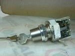  Allen Bradley, 800T-H31D1 /T Selector Switch 2 Position Keyed C Image