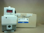  SMC ITV3050-04F3N4-DR Pneumatic Regulator, Input DC4~20pA, Outp Image