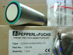  Pepperl Fuchs UC2000-30GM-E6R2-V15 Ultrasonic Proximity Sensor Image