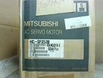  Mitsubishi HC-SFS52B AC Servo Motor 0.5kW  2000rpm 126V 3.2A Image
