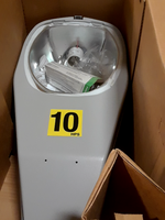  Eaton Lighting OVH 120V 100W Pulse Start Metal Halide Luminaire Image