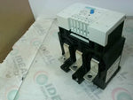  Siemens 3RB2056-2FC2 Overload Relay 3 Pole 50-200A (One Foot Br Image