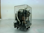  Eaton Cutler Hammer D5PR2B Plug In Relay 240 VAC Coil Image