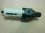  ARO P39334-604 2000 Series Air Filter/Regulator 1/2" NPT Standa Image