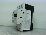  Siemens 3RV1011-1EA10 Circuit Breaker 2.8-4A 690VAC 3-Pole Image
