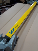  Sick C40S-0903DC200 Safety Light Curtain Sender 1026837 Image