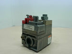  Honeywell VS820 A1815 1/2" Combination Gas Control Valve Image