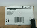  Honeywell C7046A 1004 Discharge Sensor Range 40-110F 8" Inserti Image
