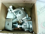  Appleton BH-502 2" Beam Clamp (5 PCS) 1" Jaw Opening Image