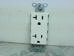  Hubbell  SNAP2162WA (9 PCS) 20A Heavy duty SNAP in Receptacle 1 Image