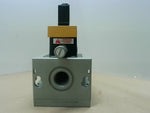  Numatics S42E-06BEGLMN Vavle Shutoff Pneumatic 3 Way With Gage Image