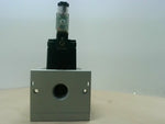  Numatics S42E-06BEGLMN Vavle Shutoff Pneumatic 3 Way With Gage Image