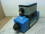 Vickers PA5DG4S4LW-012N-B-60 Pilot Directional Control Valve Image
