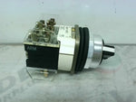  Allen Bradley 800T-J2KC1B /T Selector Switch 3-Position Black K Image