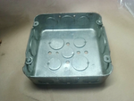  Crouse-Hinds TP548 Square Outlet Box 4-11/16x1-1/2" Deep 1/2-3/ Image