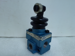  Mac 1111A-014 Lever Cam Valve 150 PSI Image