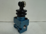  Mac 1111A-014 Lever Cam Valve 150 PSI Image