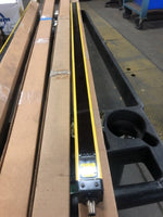  Banner SLSCR30-900Q8 EZ-SCREEN Light Curtain Receiver Image