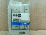  SMC Pneumatic Slide MXH16-20Z 20mm Stroke Slide Cylinder Image