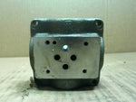  Vickers DGMS-3-1E-10-S Subplate Valve 466390 Image