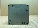  Vickers DGMS-3-1E-10-S Subplate Valve 466390 Image