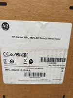  Allen Bradley MPL-B640F-SJ74AA MP-Series MPL 480V AC Rotary Servo Motor Image