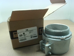  Appleton 7488 3" Squeeze Flex Mall Iron Box Connector Image