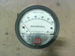  Dwyer Magnehelic 2100C Max Pressure Gauge 15 Psi Image