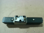  SMC NVFS2300-5FZ Solenoid Valve Supply Press DC21-26V Image