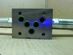  Rexroth R901052246 4WE10E67-33/CG24N9K4/T06V Hydraulic Valve SN Image