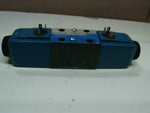  Vickers DG4V3S33CMUH560 Directional Valve Image