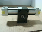  PHD R11A 1 045 C-D-M-P Hydraulic Rotary Actuator Image