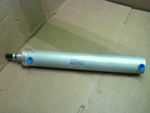  SMC NCDGNN40-0900 Pneumatic Cylinder 145psi 1.00MPa Image