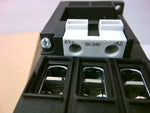  Siemens 3RT1033-1BB40 Contactor 24VDC 28A 3P Size 2 Frame Image
