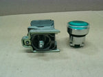  Schneider Electric XB4BW33B5 Green Flush Pushbutoon Complete Il Factory Sealed Image