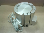  SMC MHSL3-100D Y698LS Slide Guide Round Body Air Gripper 3-Fing Image