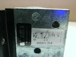  Watts Fluidair 4N301-254 Manual 2-Position Maintained Pneumatic Image