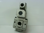  SMC VP3145-045TLA Pneumatic Solenoid Valve 3-Port 24VDC Coil Image