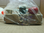  Versa VAL-3303-111 1/4" NPT Brass 3-Way 3-Position Valve 200PSI Image