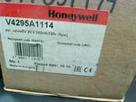  Honeywell V4295A1114 Solenoid Gas Shut-off Valve  3/4" NC 5psi Image