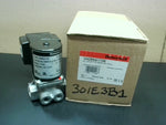  Honeywell V4295A1106 Solenoid Gas Valve 1/2" NPT Pipe Size 5 PSI Image