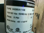  Honeywell V4295A1106 Solenoid Gas Valve 1/2" NPT Pipe Size 5 PSI Image