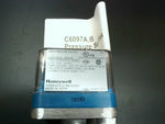  Honeywell C6097A1053 Gas Pressure Switch 1/4' NPT Auto Recycle Image
