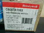  Honeywell C6097A1053 Gas Pressure Switch 1/4' NPT Auto Recycle Image